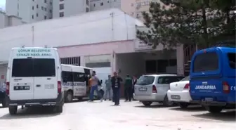 Otomobilin Üst Geçit Ayağına Çarpması - Kazadan Geriye Düğün Davetiyesi Kaldı