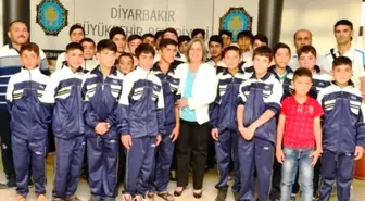 Erciş Belediye Spor U-13 Futbol Takımı Bölge Birincisi Oldu