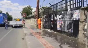 Seçim Afişleri Temizleniyor