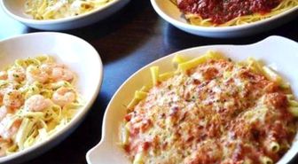 Olive Garden Higher-ups Tell İts Restaurants To Clean Floors Less Often
