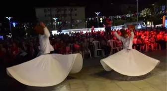 Mesir Semazenlerinden Muhteşem Sema Töreni