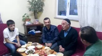 Sarıcaoğlu'ndan Çat Kapı İftar Programı