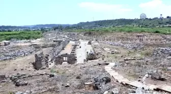 Perge'de Son 3 Yılda 13 Heykel Bulundu