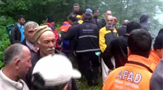 Giresun'da Dere Yatağına Düşen Kişi Kurtarıldı