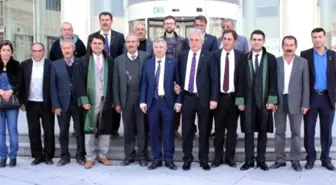 Ak Partili 4 Eski Bakan İçin Pankart Asan CHP'liler Beraat Etti