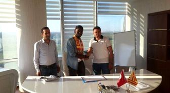 Yeni Malatyaspor Nijeryalı Sunday Mba'yı Kadrosuna Kattı