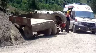 Kastamonu'da Devrilen Traktörün Sürücüsü Öldü