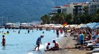 Marmaris Tatilcilerin Akınına Uğradı