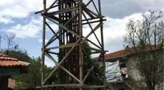 Tarihi Tahta Minare Yıkılmaktan Kurtuluyor