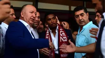 Antalyaspor Taraftarlarından Başkan Gencer'e Destek