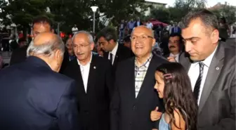 Kılıçdaroğlu, Yenimahalle'de İftar Yaptı