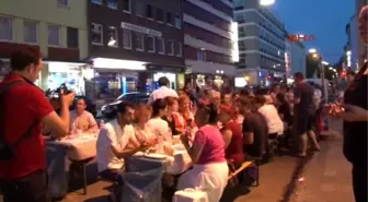 Münih'te Sokak İftarına Yoğun İlgi