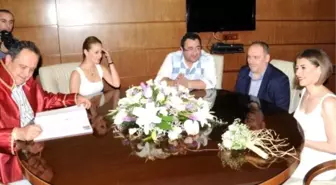 Beşiktaş'ın Eski Koçu Ahmet Kandemir Evlendi