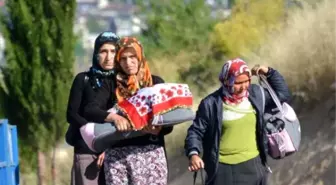 Ermenek Duruşmasına 3.5 Aylık Kızıyla Katılan Madenci Eşi: Babasını Savunmaya Geldi