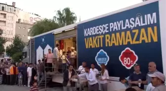 İhh'dan 2 Bin 500 Kişilik İftar