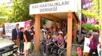 Kas Hastalarından 'Zincirli' Eylem