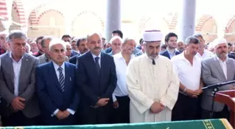 Sağlık Bakanı Müezzinoğlu, Eski Edirne Müftüsü Koçaşlı'nın Cenazesine Katıldı
