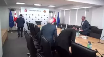 Türk İş Adamlarından Tiflis'teki Selzedelere Yardım