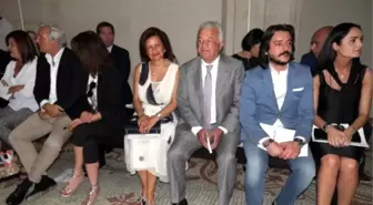 Türk Markası Dice Kayek 2015-2016 Sonbahar - Kış Kreasyonunu Paris'te Tanıttı