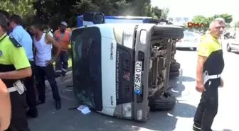 Antalya - Takla Atan Kamyonetten Yara Almadan Çıktılar