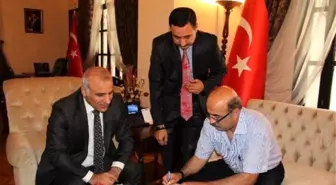 İhalesi Biten Spor Sahalarının Protokol İmzası Atıldı