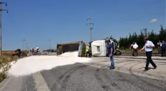 Tır, Otomobil ve Traktöre Çarpıp Yan Yattı: 2 Ölü, 2 Yaralı