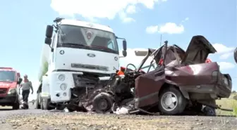 Uşak'ta Feci Kaza: 1'i Bebek 4 Ölü