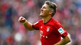 ManU'dan Schweinsteiger'e Servet!