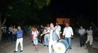 Buca'da Sahura Orkestra Eşliğinde Kalktılar