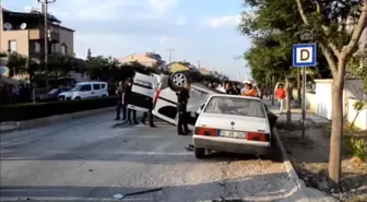 Karaman'da Polisleri Takla Atan Araçtan Meslektaşları Kurtardı