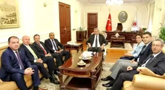 Barolar 'Avukatlık Yasası'nda Düzenlemeler İçin Düğmeye Bastı