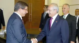 Başbakan Davutoğlu, CHP Genel Merkezi'nde (2)