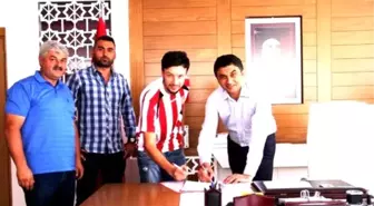 Sarıgöl Belediyespor Transfere Doymuyor