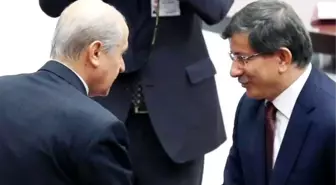 Davutoğlu, Koalisyon İçin MHP'nin Kapısını Çaldı