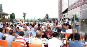 Kulp Belediyesi Değer Ailelerine İftar Yemeği Verdi