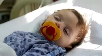 2 Aylık Bebeği Kiraz Sapı Öldürüyordu