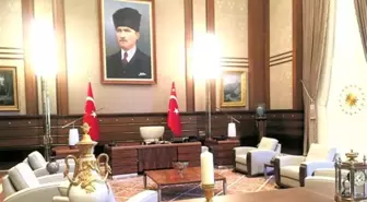 Erdoğan, 'Huzur Buluyorum' Dediği Odayı Basına Gösterdi