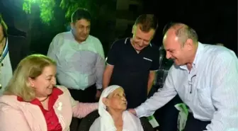 Vali Çakacak, Huzurevinde Kalan Yaşlılarla İftarda Bir Araya Geldi