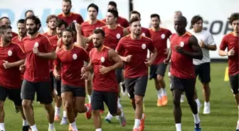 Galatasaray'da 7 Futbolcu Yolcu