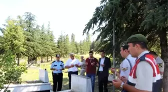 Hisarcık'ta Şehit Mezarlarına, Şehit Ailelerine ve Gazilere Bayram Ziyareti