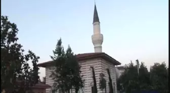 Validebağ'daki Camide İlk Namaz...