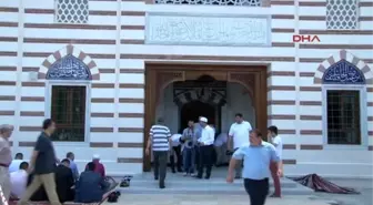 Validebağ Koru Camii İbadete Açıldı