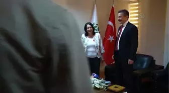 AK Parti Heyeti Hdp'yi Ziyaret Etti