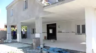 Ceylanpınar'da İnşaatı Yarım Kalan Cami Yardım Bekliyor