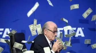 Sepp Blatter'e Dolarlı Protesto