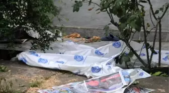 Onarmaya Çalıştığı Evinin Çatısından Düşüp Öldü