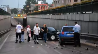 Bursa'da Zincirleme Kaza: 3 Yaralı