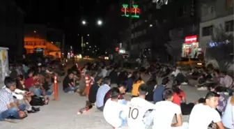 PKK Kamplarının Bombalanması Hakkari'de Protesto Edildi