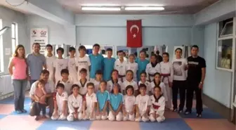 Taekwondocular Şampiyona Hazırlıklarını Tamamladı