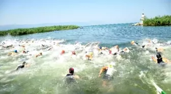 İznik 3. Türkiye Triatlon Yarışları Nefes Kesti